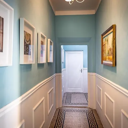 Hs4u Montebello Apartment *